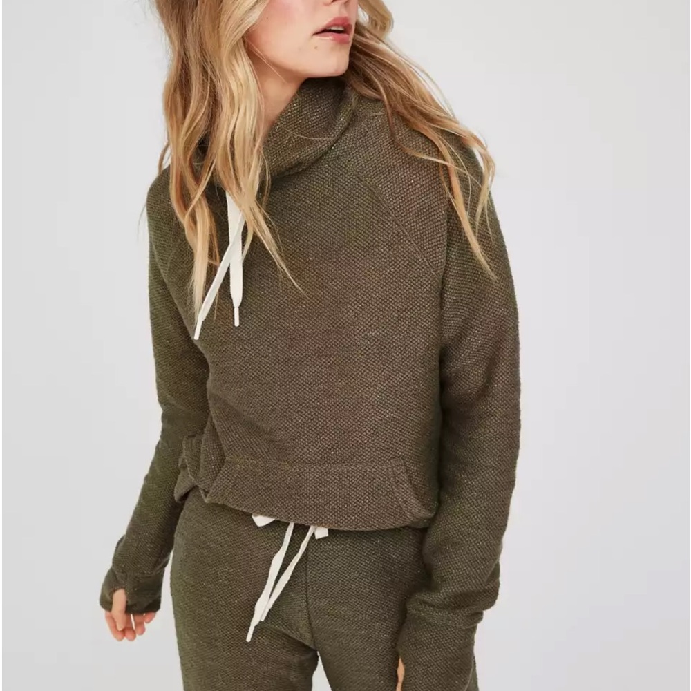 AERIE Offline Mock Neck Sweatshirt